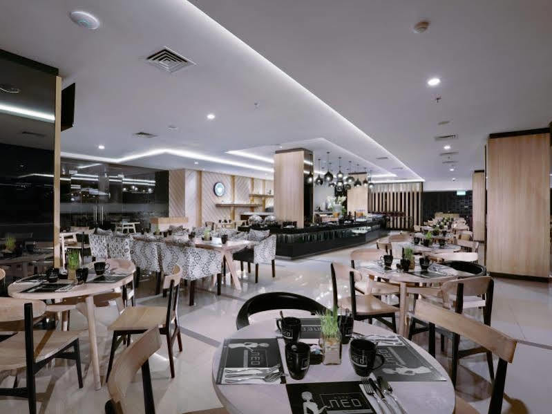 Hotel Neo Malioboro By Aston Yogyakarta Exteriér fotografie
