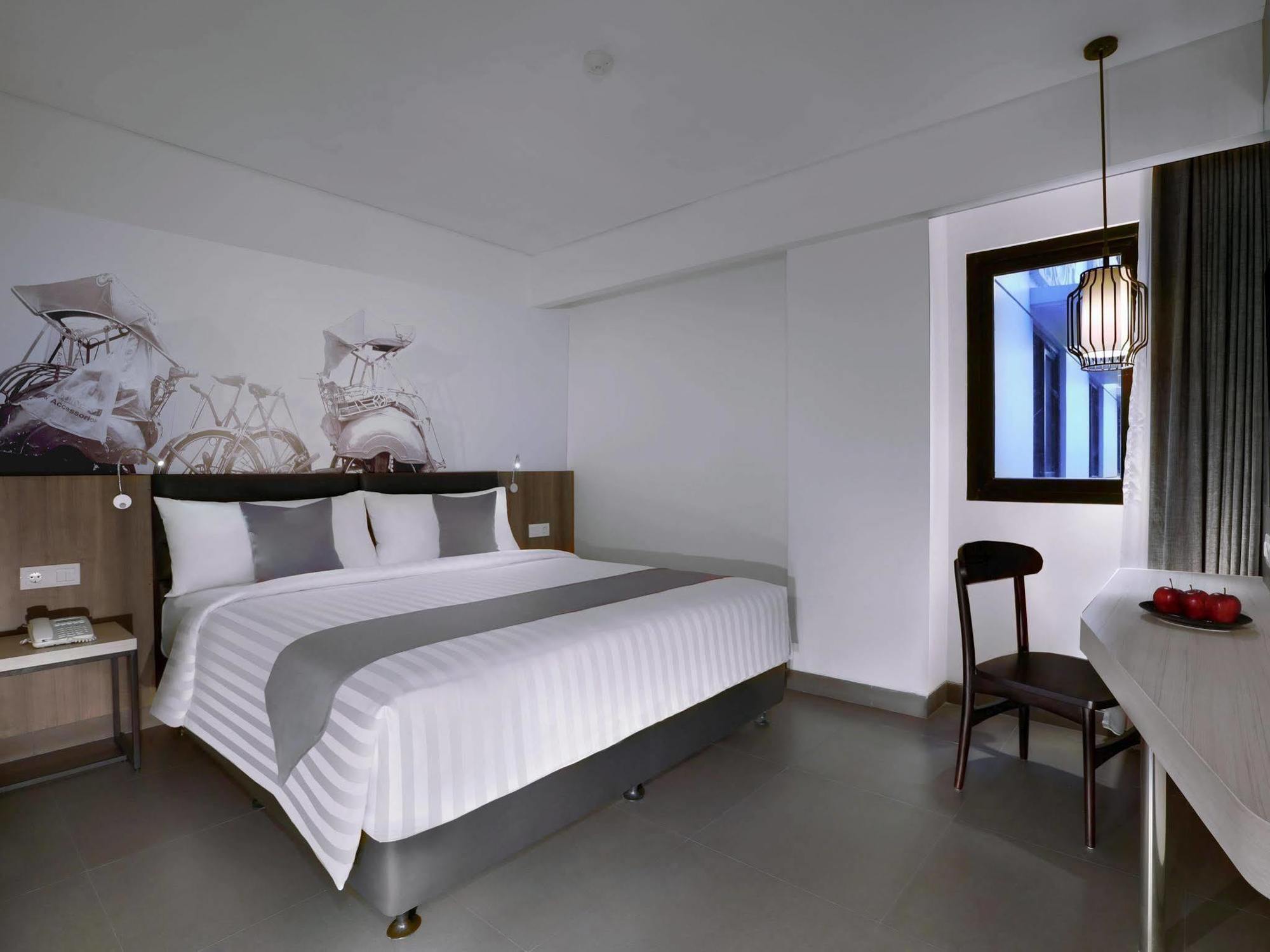 Hotel Neo Malioboro By Aston Yogyakarta Exteriér fotografie
