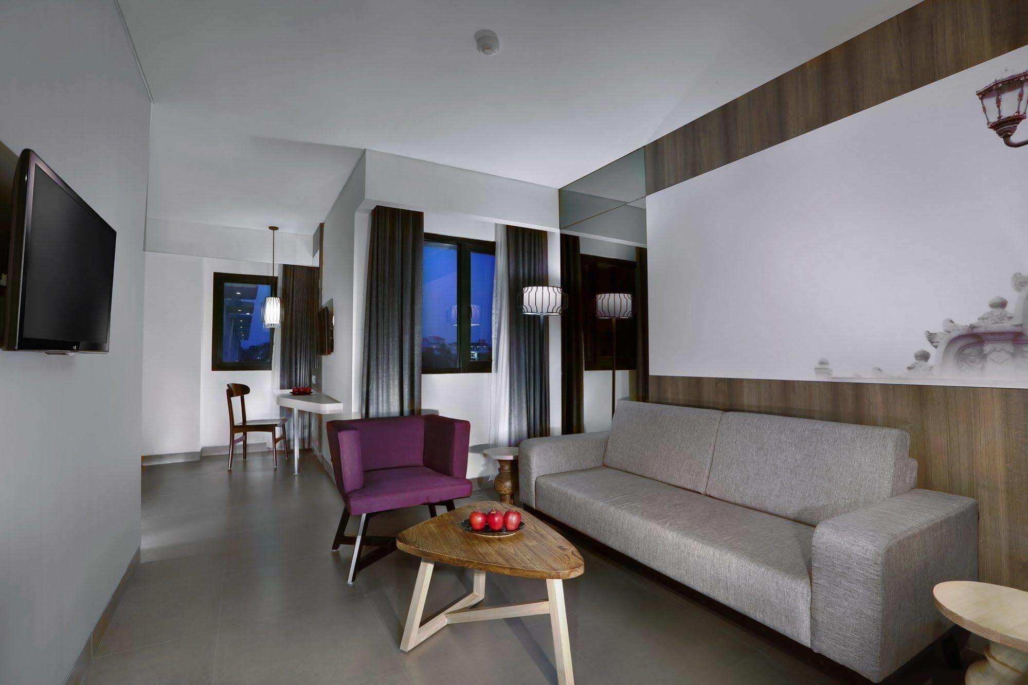 Hotel Neo Malioboro By Aston Yogyakarta Exteriér fotografie